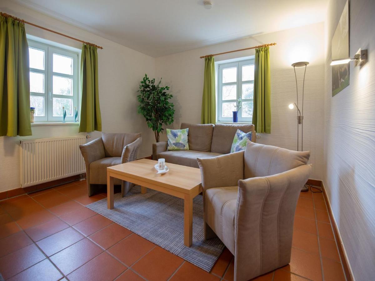 Feriendorf Rugana - Komfort Appartement Mit 1 Schlafzimmer Und Terrasse B52 Dranske Kültér fotó