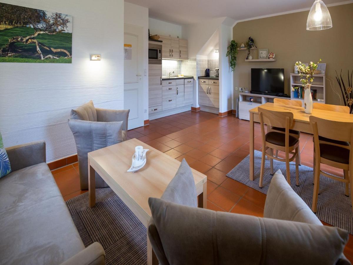Feriendorf Rugana - Komfort Appartement Mit 1 Schlafzimmer Und Terrasse B52 Dranske Kültér fotó